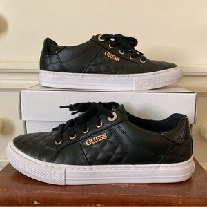 Womens Guess Loven Sneakers 7.5